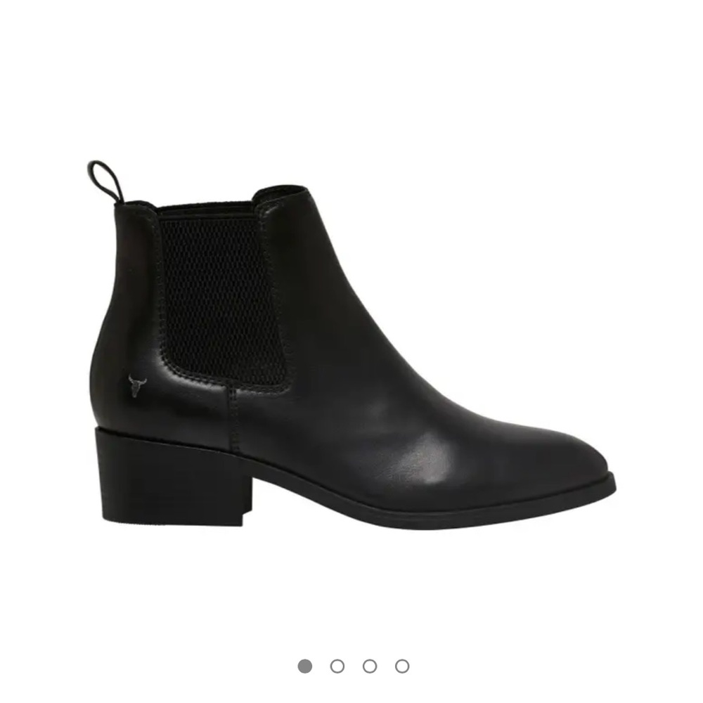 gorgeous genuine leather windsor smith chelsea boot